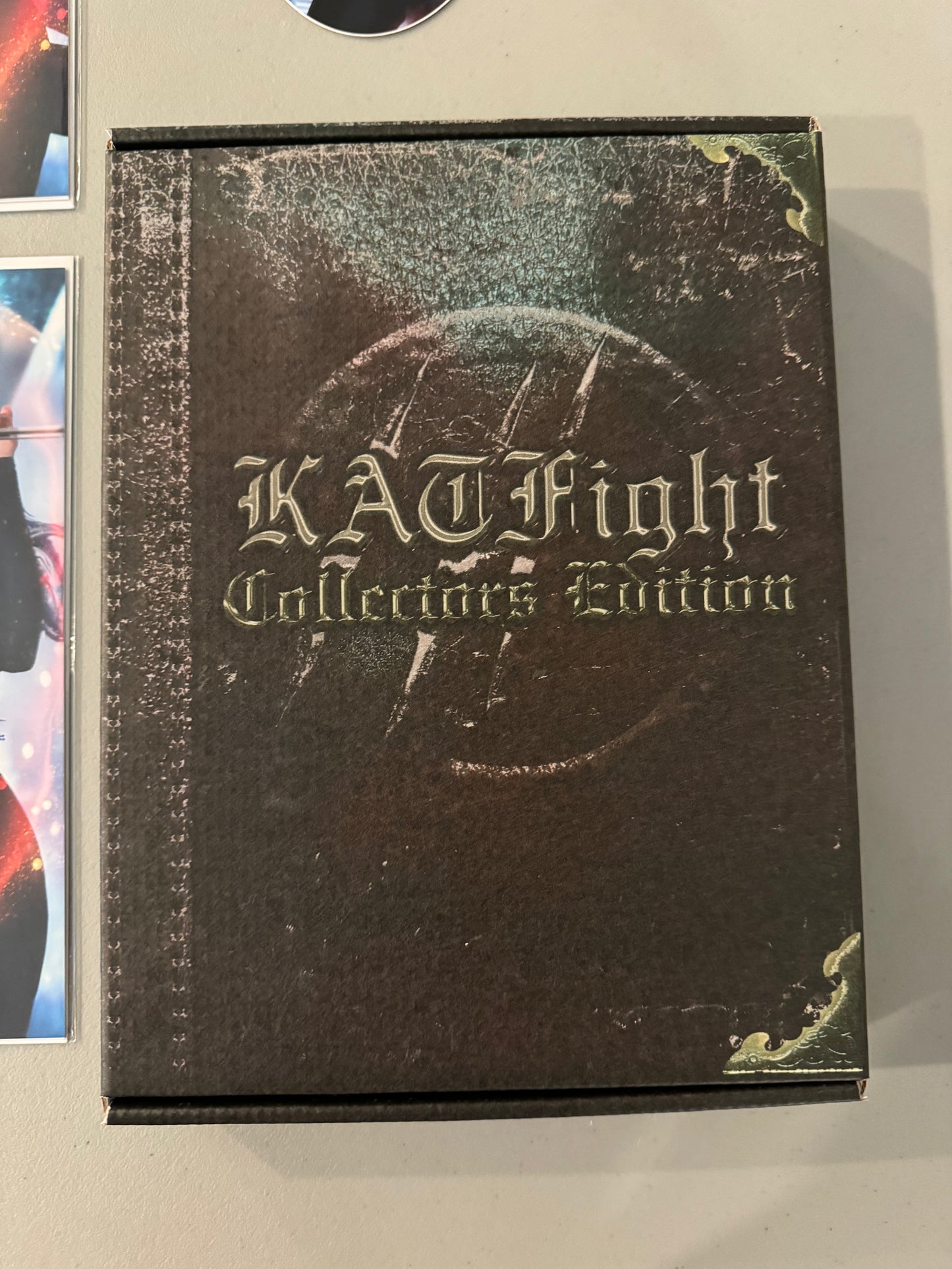Katfight #1 Zatana - Box Set Limited to 200 Shikarii Patreon includes Sticker